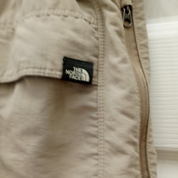 The North Face Khaki Mens Convertible Pants into Shorts size Large - Picture 6 of 12